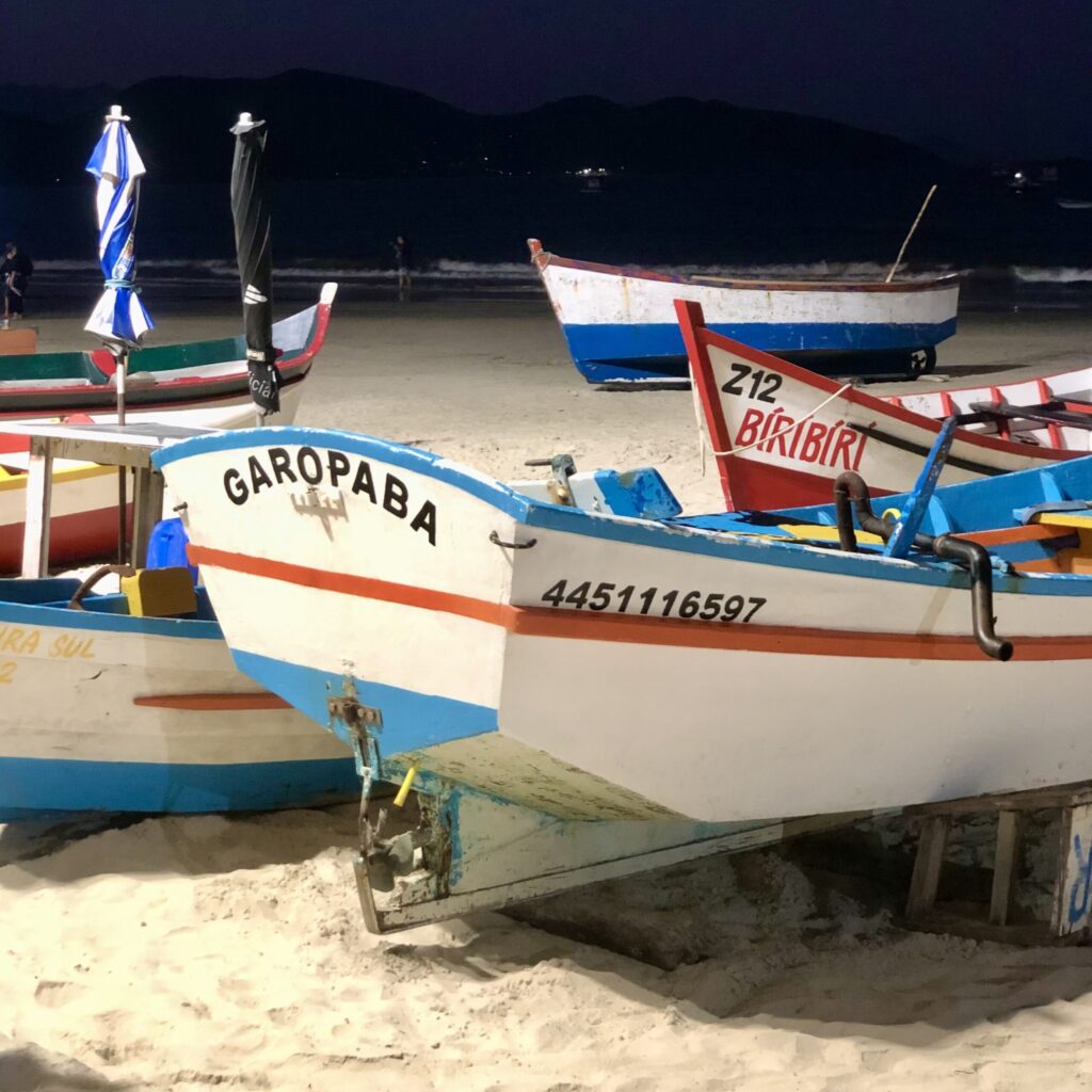 Image of a boat in Garopaba, Brazil
